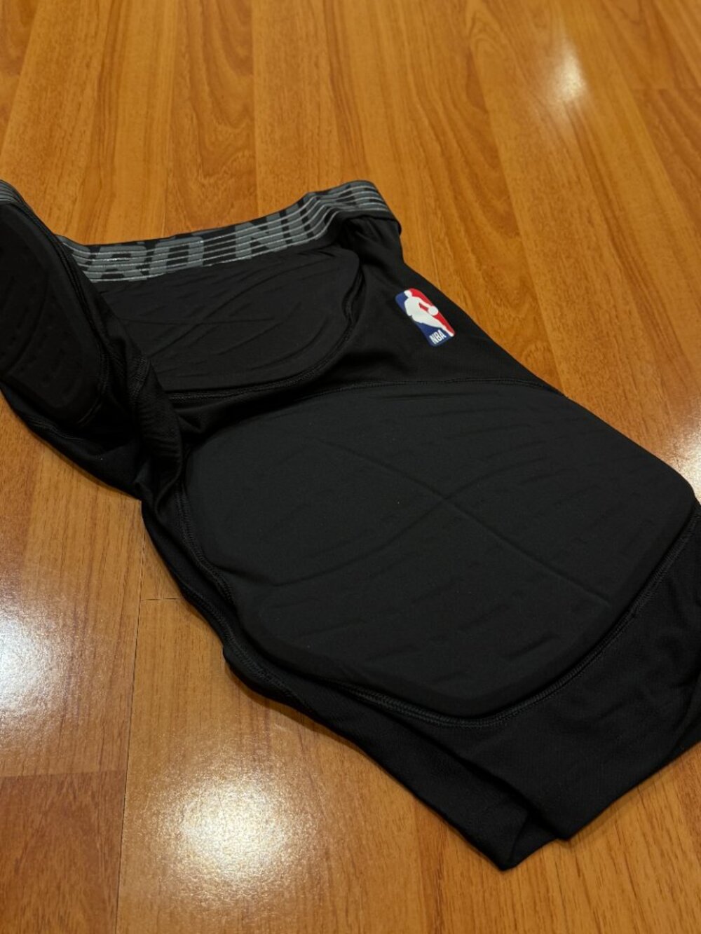 Nike NBA Hyperstrong Padded Basketball Compression Short Rare Sz L 881966-010